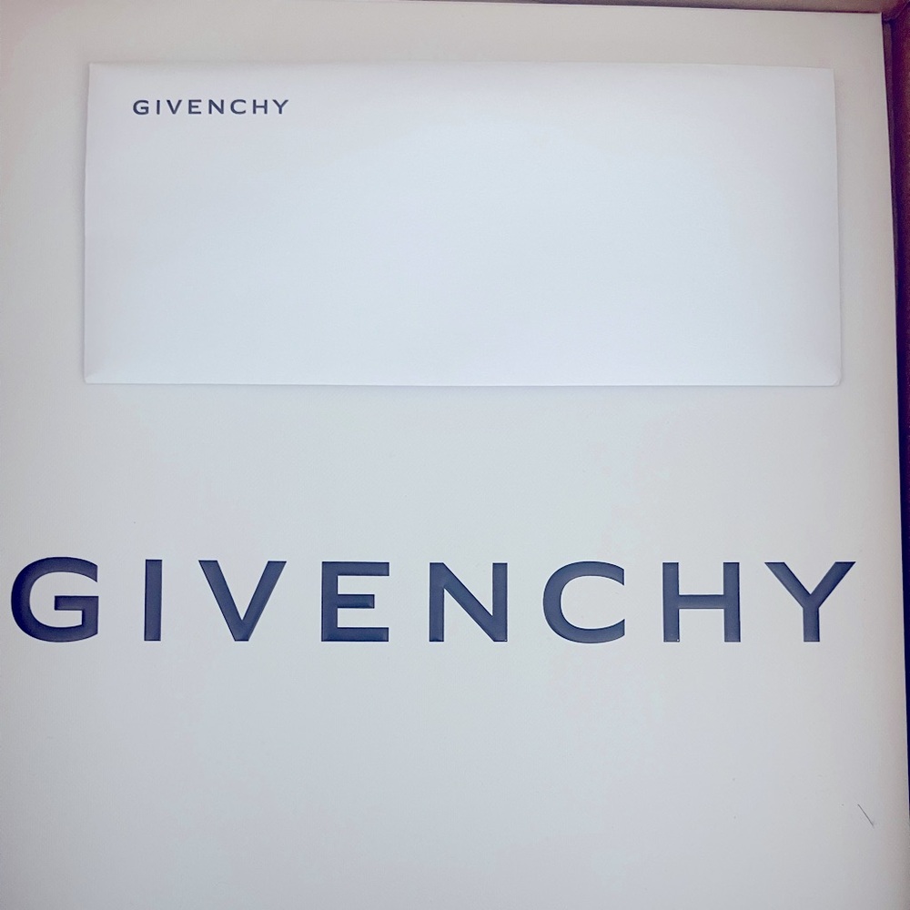Givenchy garment box for t-shirt